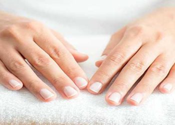 توصیه-متخصص-پوست-برای-رفع-پیری-دست